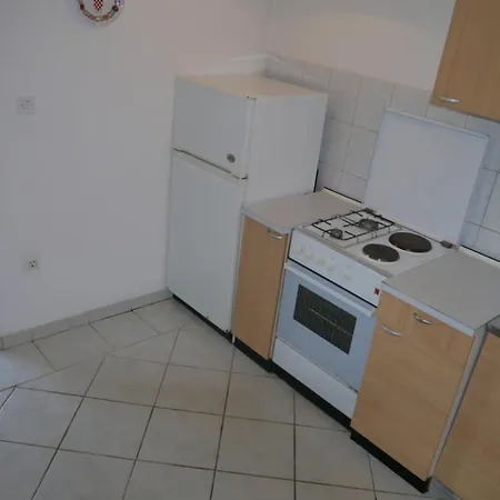 Villa Holiday Home- Luka