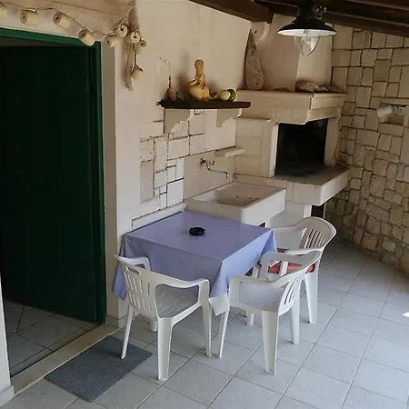 Holiday Home- Luka * Klek